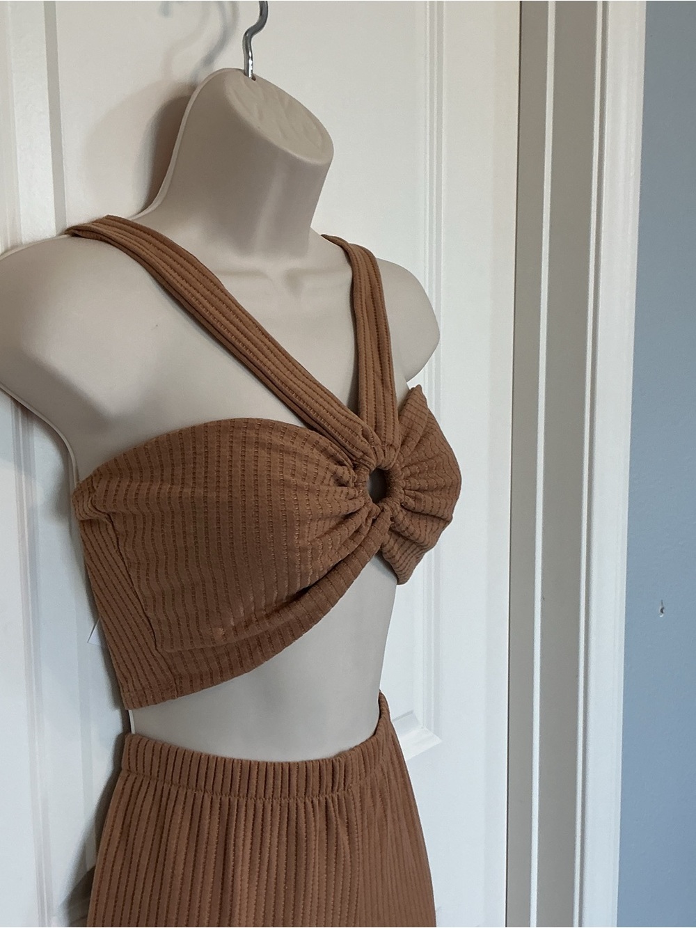 NWT I Love Joah 2 Piece Brown Ribbed Halter and Pants Stretch Comfy Summer Beach - Picture 2 of 12
